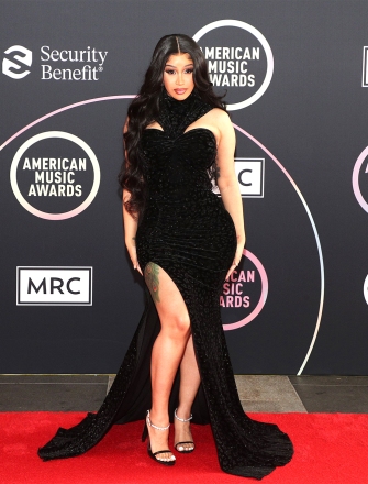 Cardi B 2021 American Music Awards, Red Carpet Roll-Out, Лос-Анджелес, Калифорния, США - 19 ноября 2021 г.