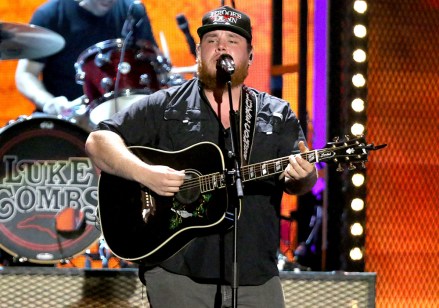 Luke Combs iHeartCountry Festival, Show, Остин, США - 05 мая 2018 г.