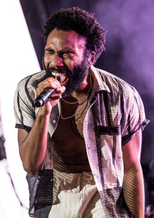 Дональд Гловер выступает на фестивале Childish Gambino Lovebox, Ганнерсбери-Парк, Лондон, Великобритания - 14 июля 2018 г.