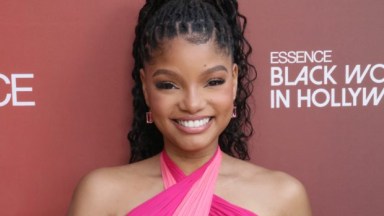 Холли Бэйли на церемонии вручения наград Essence Black Women Awards 2024